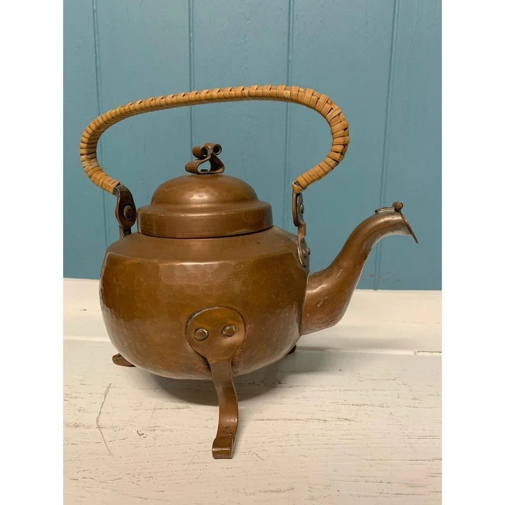 Vintage Copper Kettle with Wicker Handle Tripod Base Decorative Tea‎ Pot